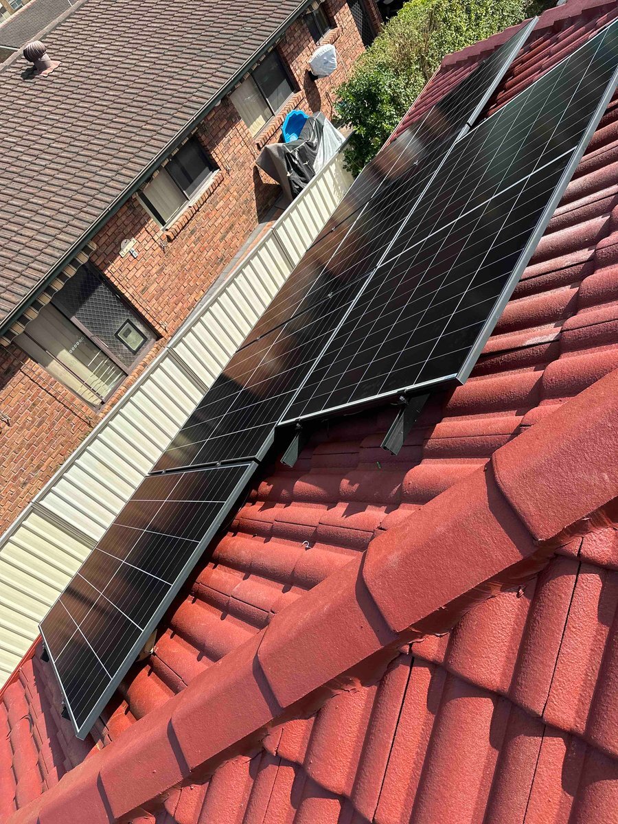 Sigen EV AC charger mounted at the property